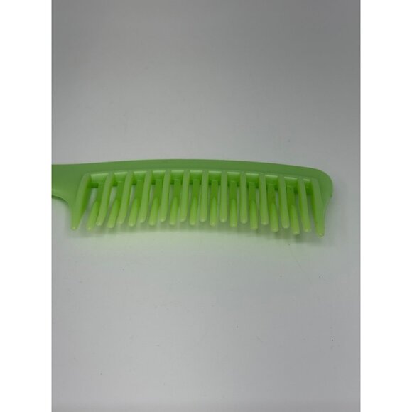 Wide Tooth Green Detangling Comb – 7.5" Plastic Hair Comb with Handle - Picture 6 of 7